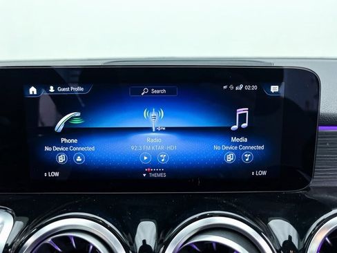 Used 2023 Mercedes-Benz GLB 250 4MATIC image 24