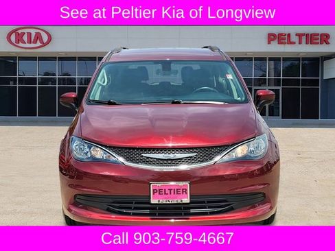 Used 2020 Chrysler Voyager Lxi FWD image 2