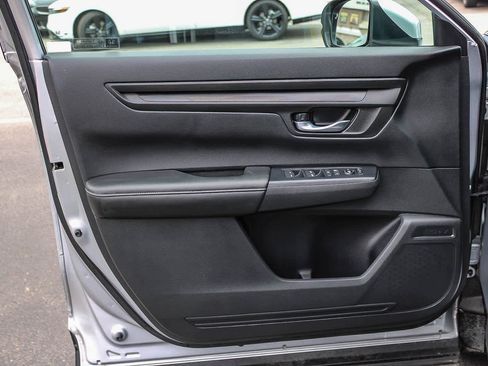 Certified 2025 Honda CR-V EX image 21