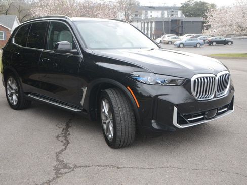 Used 2026 BMW X5 xDrive40i w/ Climate Comfort Package AWD/4WD image 6