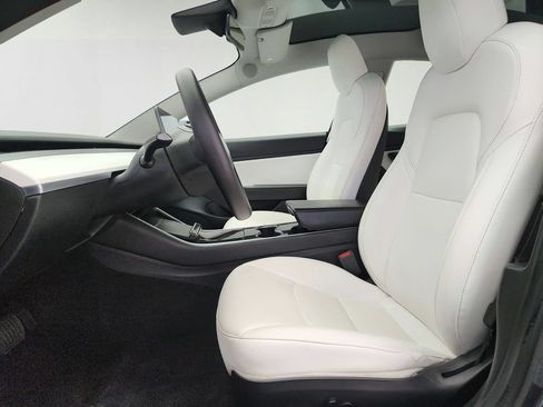 Used 2020 Tesla Model 3 Long Range AWD/4WD image 11