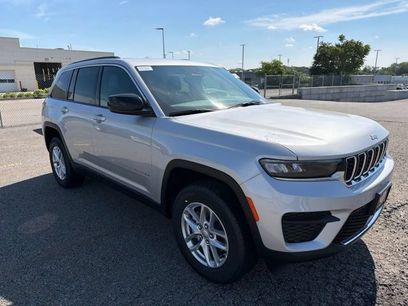 New 2026 Jeep Grand Cherokee Laredo