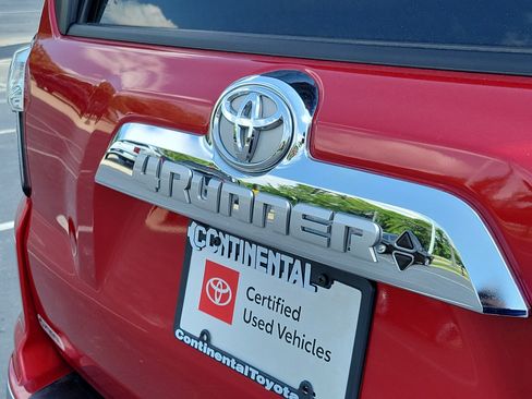 Certified 2021 Toyota 4Runner Limited AWD/4WD image 8
