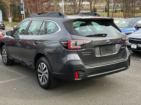 Used 2021 Subaru Outback 2.5i image 5