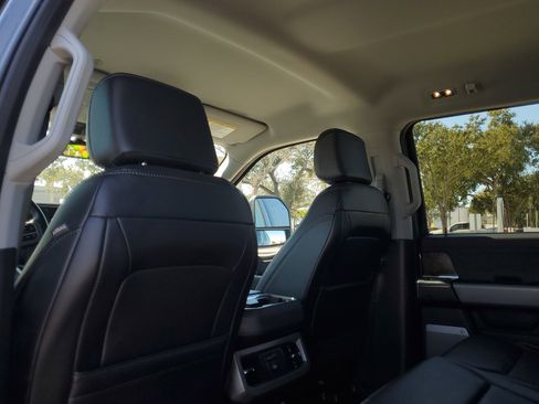 Certified 2024 Ford F250 Lariat w/ Chrome Package image 13