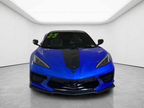 Used 2025 Chevrolet Corvette Stingray Preferred Conv RWD image 2