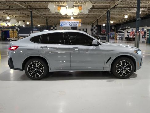 Used 2024 BMW X4 xDrive30i w/ Premium Package AWD/4WD image 7