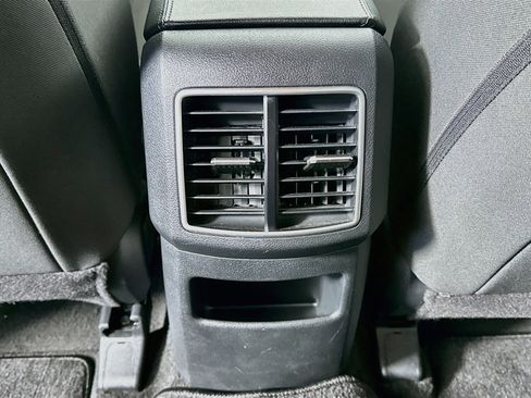 Used 2025 Kia Sportage LX FWD image 26