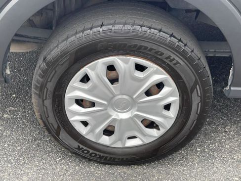 Used 2019 Ford Transit 350 XLT image 39