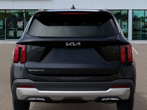New 2026 Kia Sorento S image 13