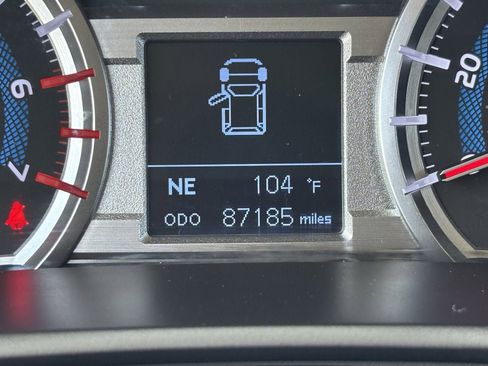 Used 2019 Toyota 4Runner TRD Off-Road Premium AWD/4WD image 33