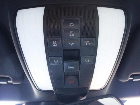 Used 2015 Mercedes-Benz CLS 550 CLS 550 4dr Sedan w/ Premium Package image 27