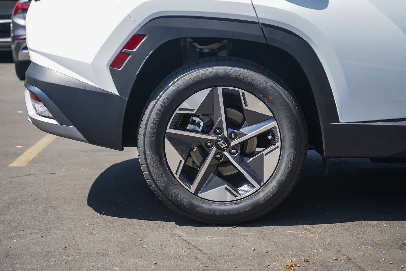 New 2026 Hyundai Tucson SEL Plus FWD image 8
