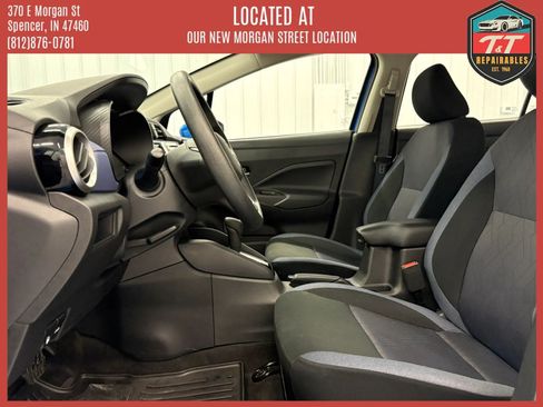 Used 2024 Nissan Versa SV w/ Trunk Package FWD image 51
