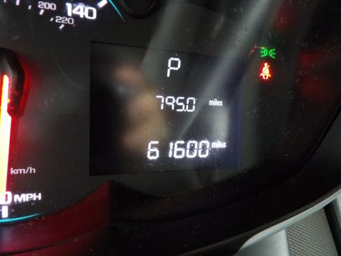 Used 2019 Chevrolet Sonic LT FWD image 20