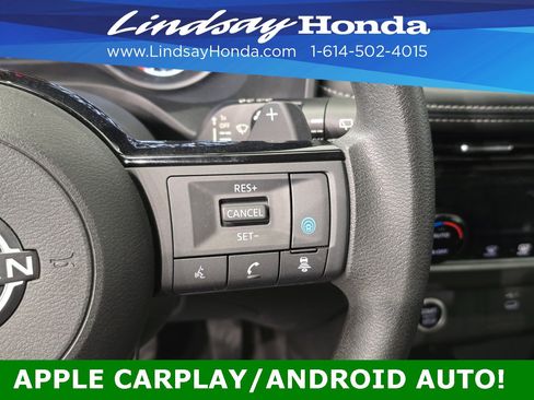 Used 2022 Nissan Rogue SV image 15