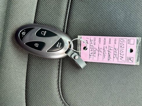Used 2025 Hyundai Tucson SEL FWD image 38