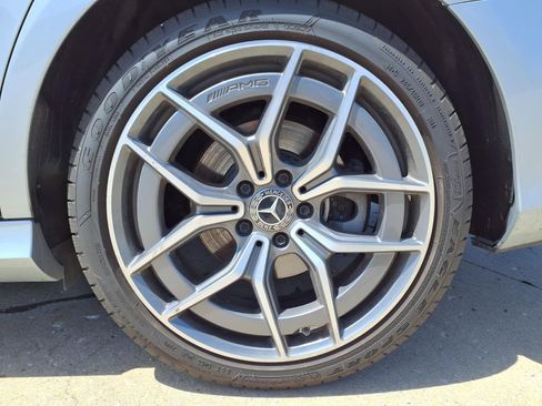 Used 2021 Mercedes-Benz E 350 4MATIC Sedan image 32