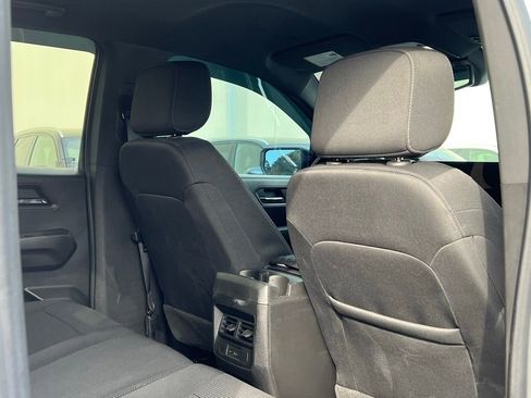 Used 2023 GMC Canyon Elevation w/ Convenience Package image 8