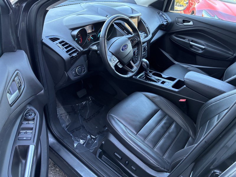 Used 2019 Ford Escape Titanium AWD/4WD image 7