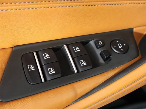 Used 2023 BMW M5 w/ Competition Package image 41