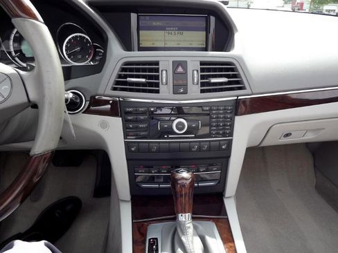 Used 2011 Mercedes-Benz E 350 Cabriolet image 20