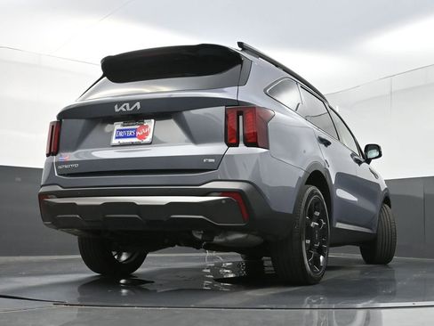 Used 2024 Kia Sorento X-Line EX image 31