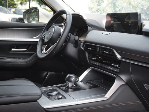 Used 2024 MAZDA CX-90 Plug-In Hybrid w/ Preferred AWD/4WD image 36