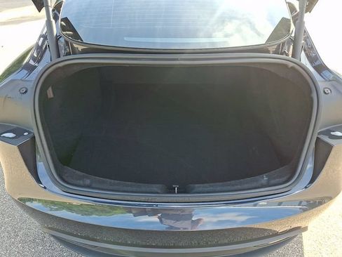 Used 2025 Tesla Model 3 Long Range RWD image 32