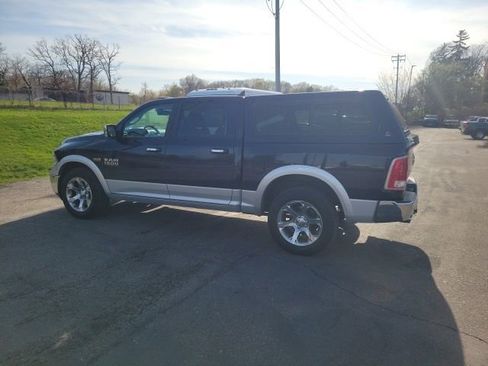 Used 2017 RAM 1500 Laramie AWD/4WD image 23