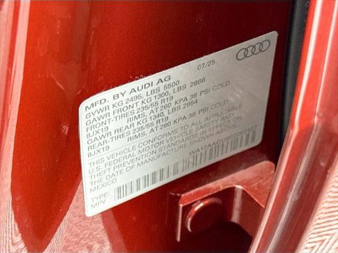 Certified 2025 Audi Q5 Premium Plus w/ Premium Plus AWD/4WD image 34