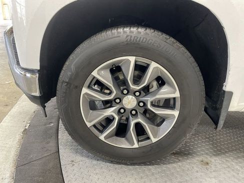 Certified 2022 Chevrolet Silverado 1500 LT image 10