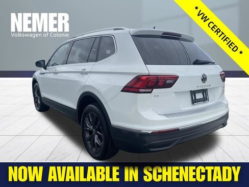 Certified 2022 Volkswagen Tiguan SE AWD/4WD image 3
