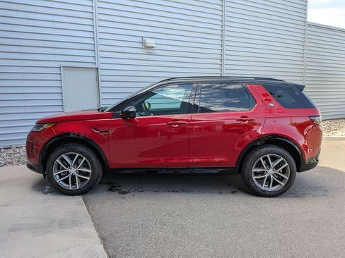 Used 2026 Land Rover Discovery Sport Landmark AWD/4WD image 11