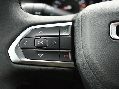 New 2026 Jeep Compass Latitude AWD/4WD image 14