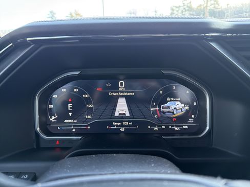 Used 2023 GMC Sierra 1500 AT4X image 17