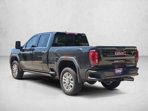Used 2023 GMC Sierra 2500 Denali w/ Denali Black Diamond Edition AWD/4WD image 7