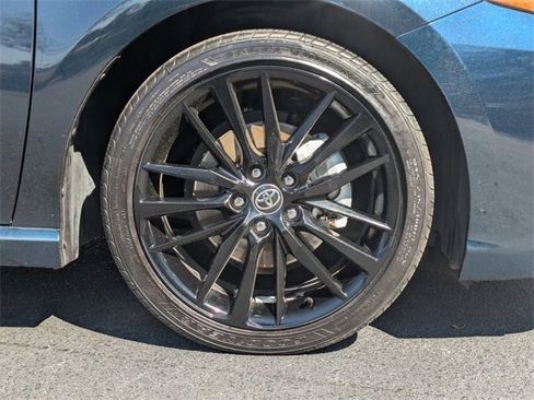 Used 2021 Toyota Camry XSE image 11