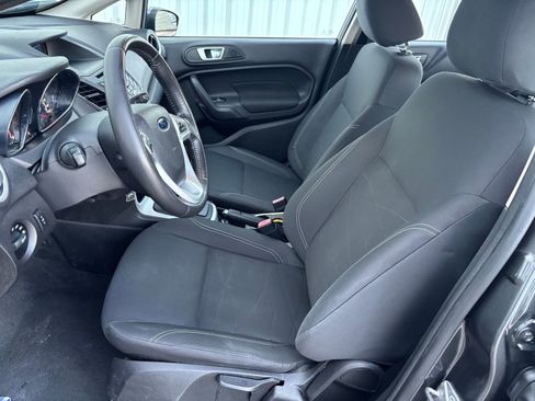 Used 2015 Ford Fiesta SE image 16