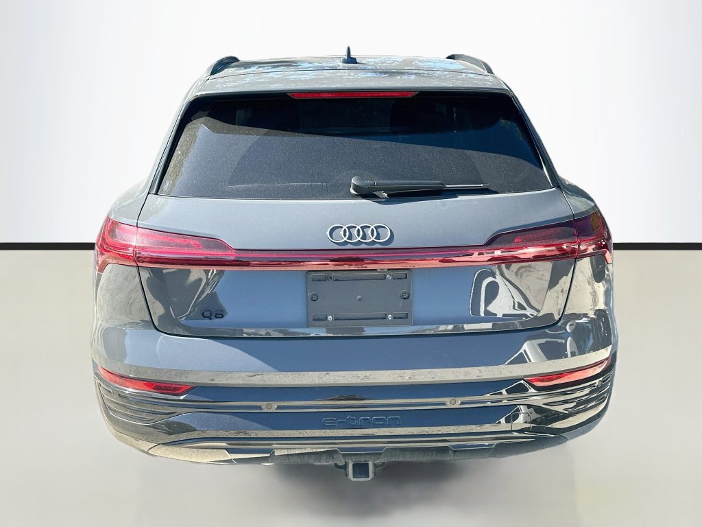 Used 2024 Audi Q8 e-tron Premium AWD/4WD image 6