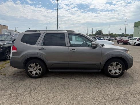 Used 2009 Kia Borrego EX w/ Premium Pkg AWD/4WD image 5