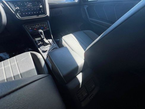 Certified 2022 Volkswagen Tiguan SE AWD/4WD image 21