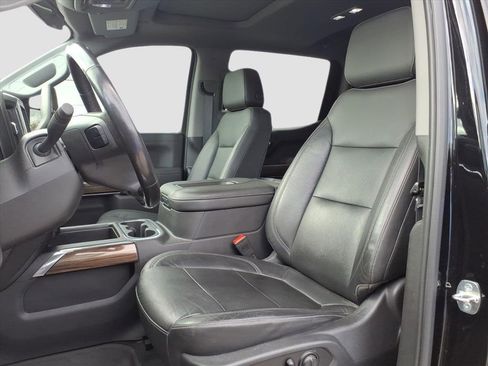 Used 2020 Chevrolet Silverado 1500 LT Trail Boss w/ Midnight Edition image 14