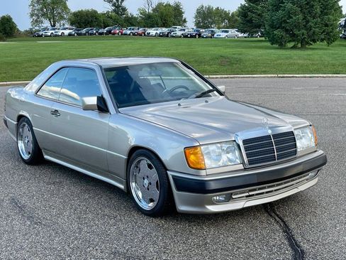 Used 1990 Mercedes-Benz 300 CE Coupe image 9