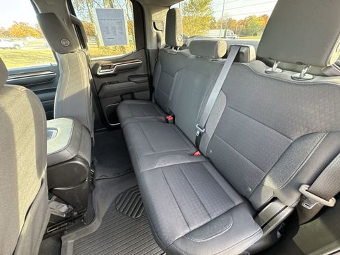 Used 2023 Chevrolet Silverado 1500 RST image 23