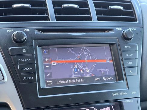 Used 2013 Toyota Prius V Five image 14