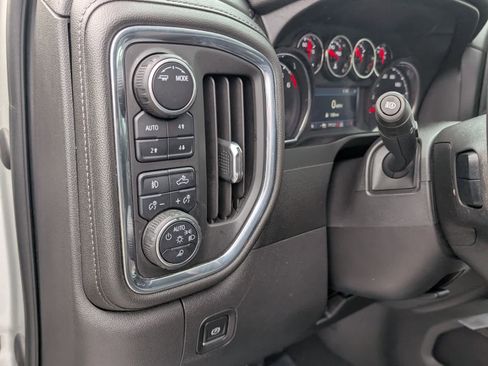 Used 2021 Chevrolet Silverado 1500 LTZ image 21