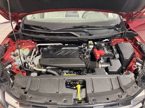 Used 2025 Nissan Rogue SV AWD/4WD image 25