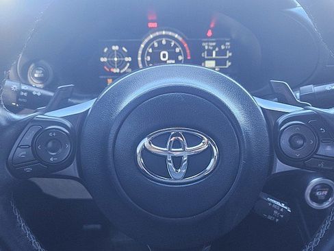 Used 2023 Toyota GR86 Premium RWD image 15