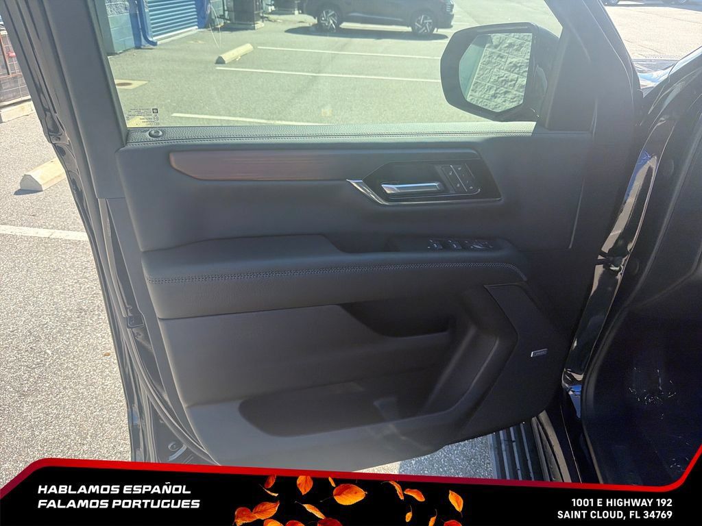 New 2026 GMC Yukon Denali w/ Denali Reserve Package AWD/4WD image 12